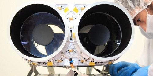 Replica of the binocular telescope that will travel to the Javalambre Observatory./SATLANTIS